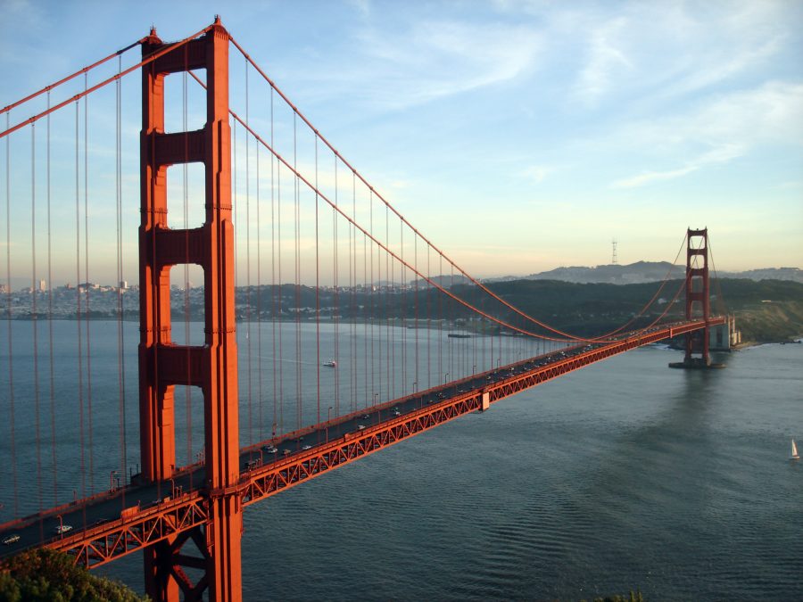 The+Golden+Gate+Bridge+in+San+Francisco%2C+CA+at+sunset.